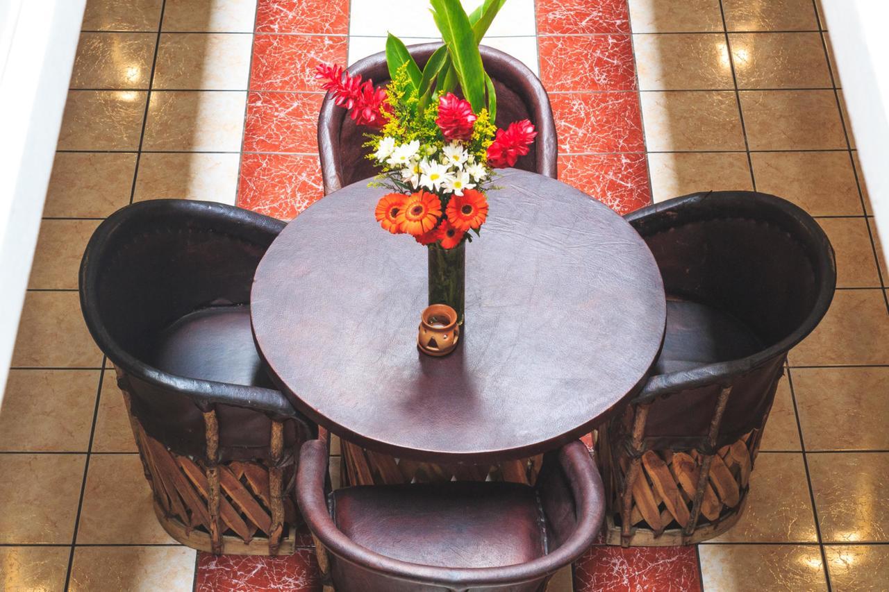 Hotel Casa Santa Lucia Antigua Dış mekan fotoğraf